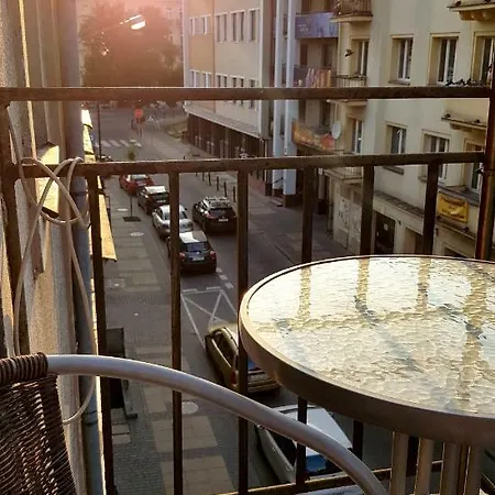 Peowiaków Queens * Lublin