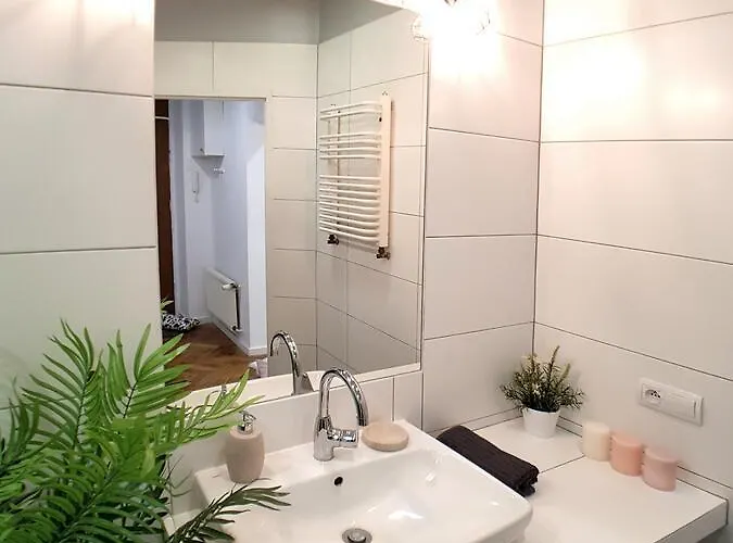 Peowiakow Queens * Λούμπλιν